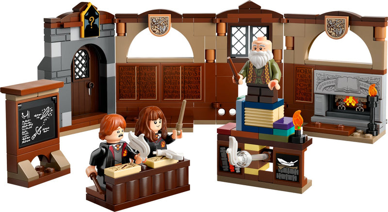 Lego Harry Potter Hogwarts Castle: Charms Class (76442)