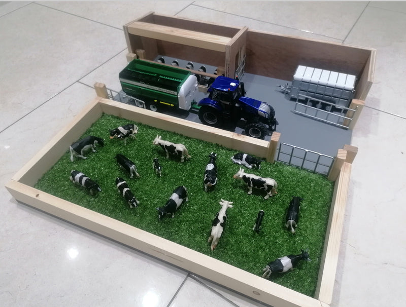 GF Farms Model 004 - Medium Cattle Shed & Field