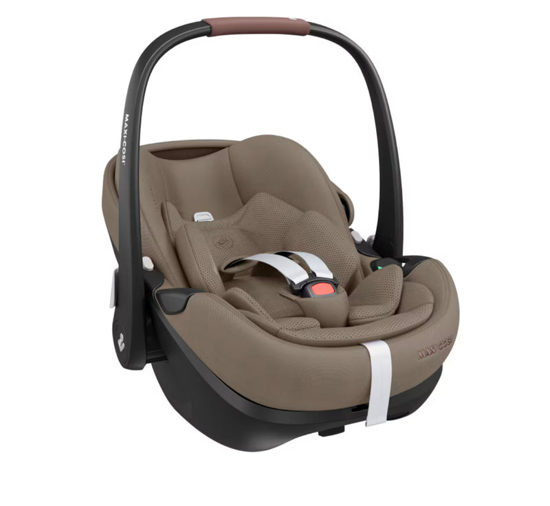 Maxi Cosi Pebble Pro2 - Truffle Car Seat