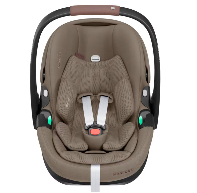 Maxi Cosi Pebble Pro2 - Truffle Car Seat