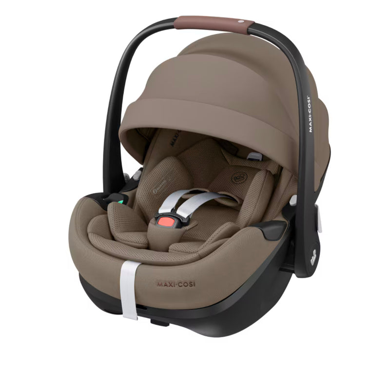 Maxi Cosi Pebble Pro2 - Truffle Car Seat