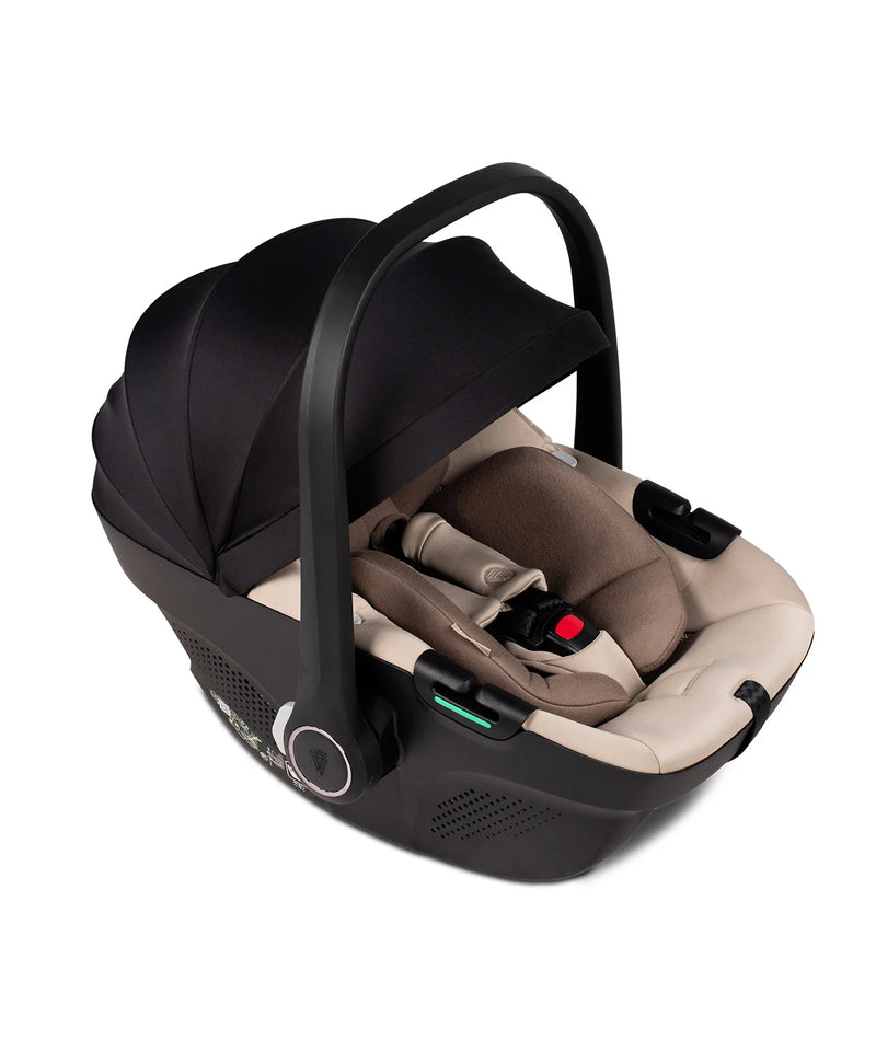 Venicci Upline 2 All Black Pram 11 Piece Bundle