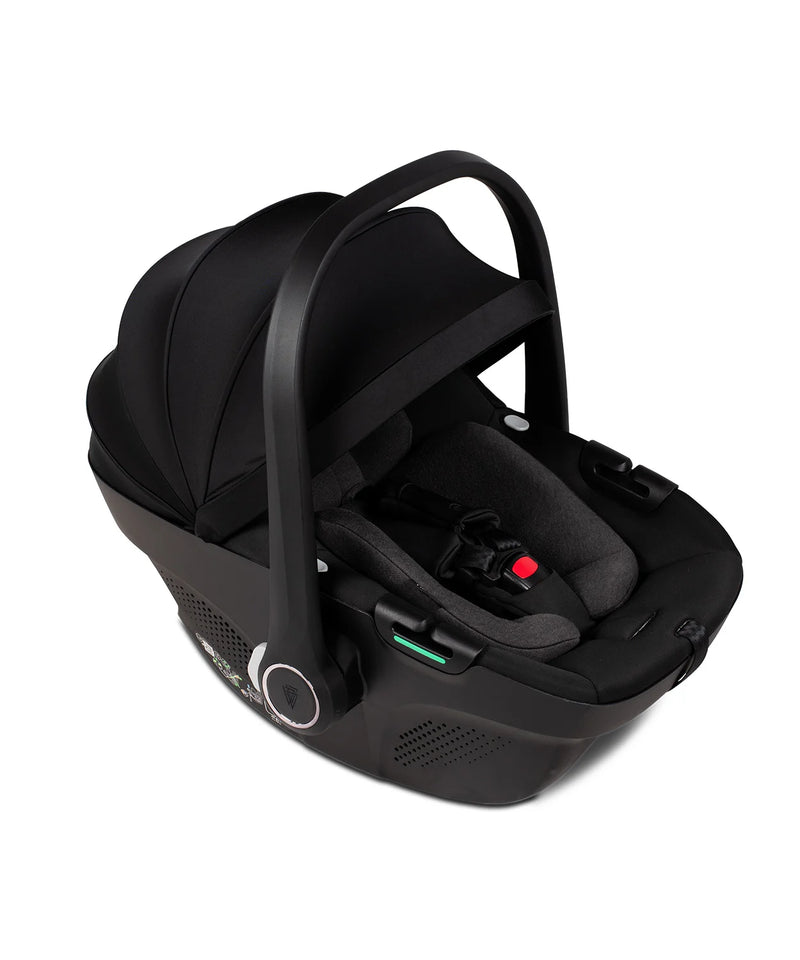 Venicci Upline 2 All Black Pram 11 Piece Bundle